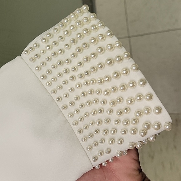 Donna Vinci Ivory Pearl Skirt Suit, Size 8 - Picture 5 of 13